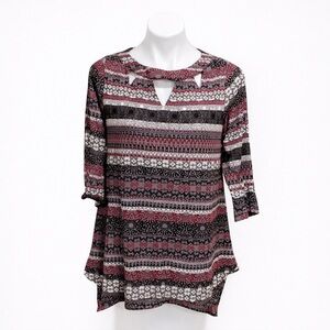 NWOT Robert Louis multicolor 3/4 sleeve blouse top